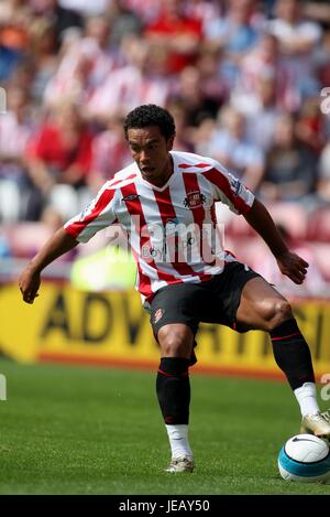 KIERAN RICHARDSON DE SUNDERLAND FC STADE DE LA LUMIÈRE SUNDERLAND ENGLAND 04 Août 2007 Banque D'Images