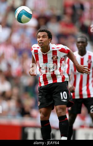 KIERAN RICHARDSON DE SUNDERLAND FC STADE DE LA LUMIÈRE SUNDERLAND ENGLAND 04 Août 2007 Banque D'Images