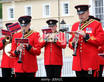 Sandhurst, UK - 18 juin 2017 : les joueurs de cuivres et instruments à vent la fanfare militaire du Corps of Royal Engineers Banque D'Images