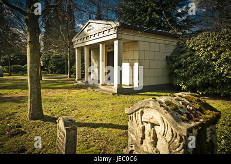 Allemagne, Hambourg, village Ohls, parc cimetière, tombe, cimetière, reste, le souvenir, la mémoire, la mémoire, la foi de cimetière, tombe, cimetière principal, l'espoir, pause, nature, parc, Parc, parc cimetière, la religion, le reste, la mort, à l'infraction, transitoriness, façon, vieux, au calme, affectueux, exceptionnellement, transitoire, personne, Banque D'Images