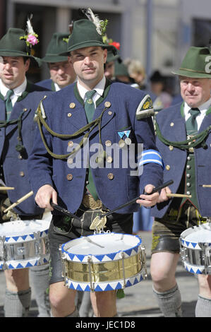 Tag patronage de la protection de la montagne bavaroise privés avec procession festive de Traunstein, Banque D'Images