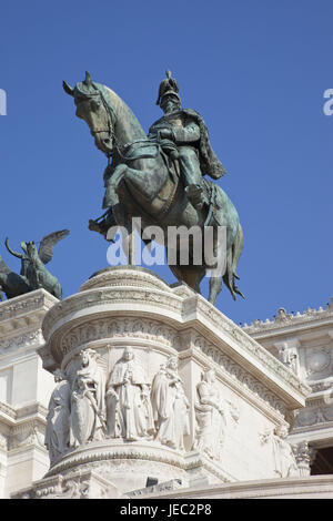 L'Italie, Rome, statue équestre de Victor Emmanuel II, Banque D'Images