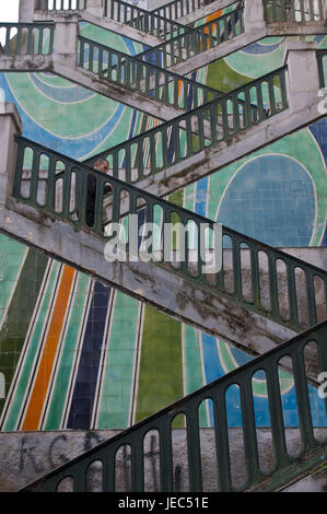 Escalier peint à Alger, capitale de l'Algérie, l'Afrique, Banque D'Images