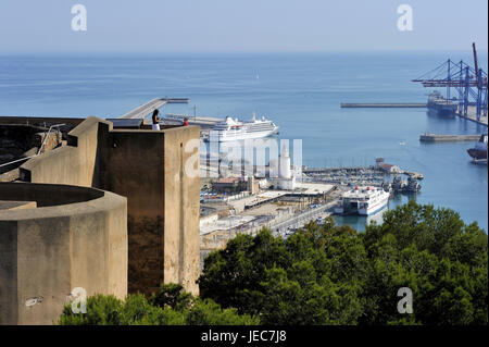 Espagne, Malaga, en vue de la forteresse Castillo de Gibralfaro sur le port, Banque D'Images