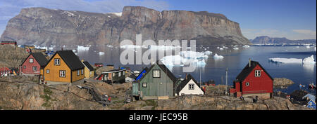 Le Groenland, l'Uummannaq, paysages côtiers, maisons, vue, mer, icebergs, le nord du Groenland, la destination, l'Arctique, les montagnes, E sharp, rochers, côte rocheuse, la bile, maisons bois, maisons résidentielles, de couleurs vives, la glace de glacier, glaces en dérive, Banque D'Images