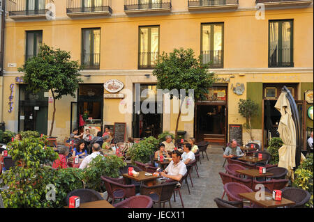 Espagne, Malaga, restaurant dans la plaza del Obispo, Banque D'Images