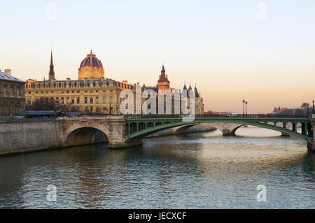 France, Paris, en s'appuyant sur l'Binneninsel Ile de la Cité, Banque D'Images