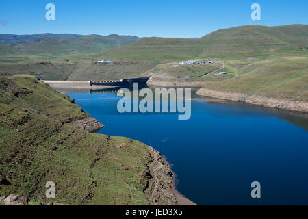 Barrage Katse Lesotho Afrique du Sud et le réservoir Banque D'Images