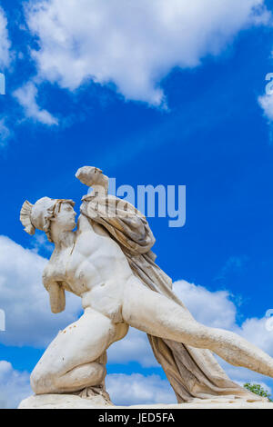 Sculpture Alexandre combattant par Charles-Francois Leboeuf dit à Nanteuilat 1836 au Jardin des Tuileries à Paris, France Banque D'Images