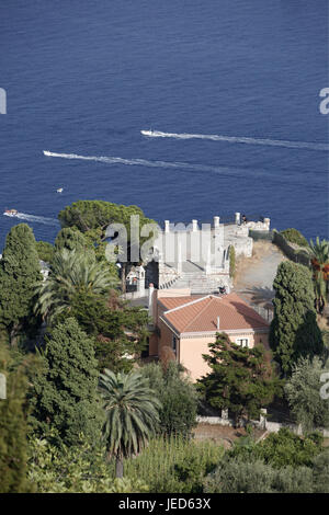 L'Italie, la Sicile, Taormina, villa, à partir de la côte, au-dessus, dans le sud de l'Europe, région côtière, maison d'habitation, immeuble, maison, terrasse, vue sur la mer, vue, la mer Méditerranée, vivant, dream house, l'immobilier, Banque D'Images