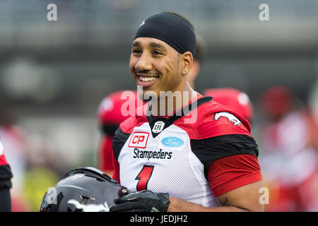 Le double d'heures supplémentaires. 23 Juin, 2017. Stampeders de Calgary receveur Lemar Durant (1) avant le match entre l'AFC des Stampeders de Calgary et Ottawa Redblacks à TD Place Stadium à Ottawa, Canada. Les chercheurs d'or et liée à Redblacks 31-31 double des heures supplémentaires. Daniel Lea/CSM/Alamy Live News Banque D'Images