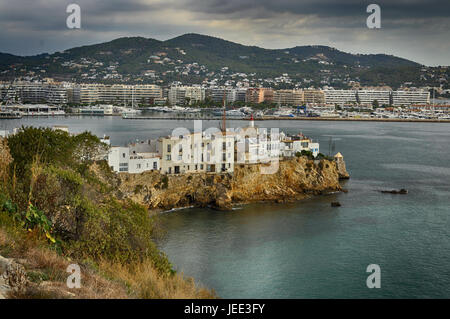 La vieille et la nouvelle ville d'Ibiza Banque D'Images