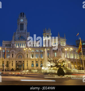 Espagne, Madrid, Plaza de Cibeles, à l'hôtel de ville, fontaine de nuit, Banque D'Images