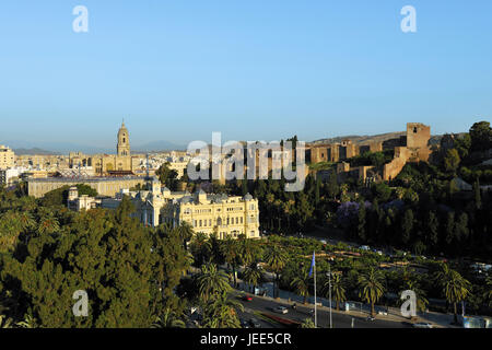 Espagne, vue à Malaga et le Paseo del Parque, Banque D'Images