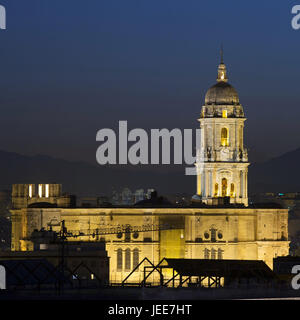 Espagne, Malaga, la cathédrale de nuit, Banque D'Images