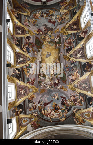 Plafond peint de fresques colorées par Giulio Quaglio en 1706 eglise Saint-nicolas Cathédrale de Ljubljana Slovénie Banque D'Images