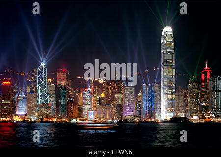 Vue horizontale de la lumières de nuit à Hong Kong, Chine. Banque D'Images