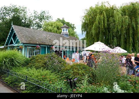 Le Boathouse Cafe, Regent's Park, London, UK Banque D'Images