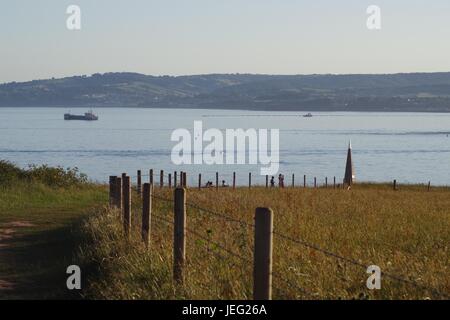 Le Geoneedle à Orcombe Point, marquant le début de la Côte Jurassique, site du patrimoine mondial. Exmouth, Devon, UK. Juin, 2017. Banque D'Images