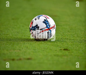 Houston, TX, USA. 23 Juin, 2017. Un ballon de soccer MLS au cours d'un match de Major League Soccer entre le Dynamo de Houston et le FC Dallas au stade BBVA Compass à Houston, TX. Chris Brown/CSM/Alamy Live News Banque D'Images