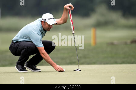 Moosinning, Allemagne. 25 Juin, 2017. Golfeur professionnel anglais Richard Bland en action à la 4e édition du Tournoi International de l'événement Tour de l'Europe ouvertes à Moosinning, Allemagne, 25 juin 2017. Photo : Sven Hoppe/dpa/Alamy Live News Banque D'Images