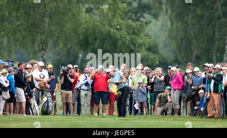 Moosinning, Allemagne. 25 Juin, 2017. Golfeur professionnel anglais Richard Bland en action à la 4e édition du Tournoi International de l'événement Tour de l'Europe ouvertes à Moosinning, Allemagne, 25 juin 2017. Photo : Sven Hoppe/dpa/Alamy Live News Banque D'Images