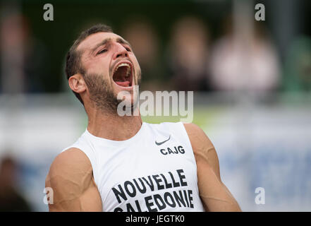 Ratingen, Allemagne. 25 Juin, 2017. Florian Geffrouais de France crie à la lancer du javelot de l'athlétisme décathlon au cours de la réunion de courses multisport de Ratingen, Allemagne, 25 juin 2017. Photo : Bernd Thissen/dpa/Alamy Live News Banque D'Images