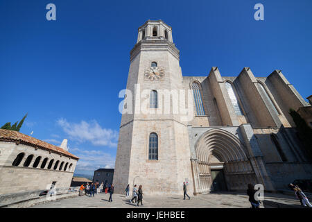 L'Espagne, la Catalogne, la ville de Gérone, la cathédrale Sainte Marie de Gérone (Catedral de Santa Maria de Gérone). Banque D'Images