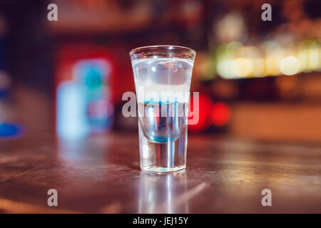 L'alcool shot Hiroshima sur la barre.