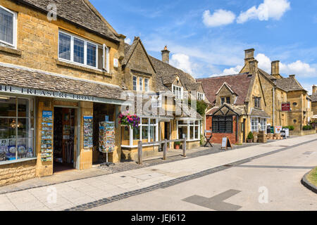 Magasins à Broadway, Cotswolds, Royaume-Uni Banque D'Images