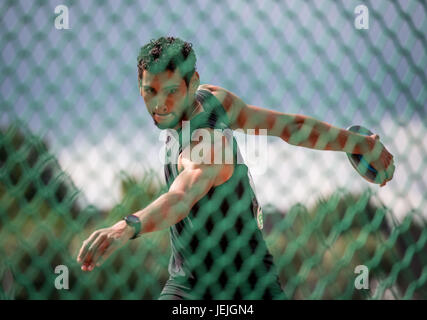 Ratingen, Allemagne. 25 Juin, 2017. Basile Rolnin de France au cours de la discipline de la Men's decathlon à l'athlétisme et course multisports de Ratingen, Allemagne, 25 juin 2017. Photo : Bernd Thissen/dpa/Alamy Live News Banque D'Images