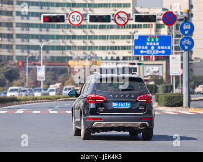 Haval H6 SUV. Re-lancé le marché chinois. Prix commence à 201,800 yuan. Après l'introduction en 2013 il a été annulé après l'insuffisance des rapports. Banque D'Images