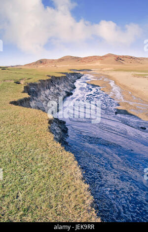 Crack massive due à un glissement de terrain dans une steppe, Mongolie intérieure, Chine Banque D'Images