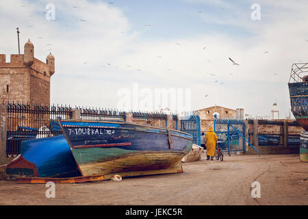 Le Bleu des bateaux de pêche, Port de pêche d'Essaouira, Maroc Banque D'Images