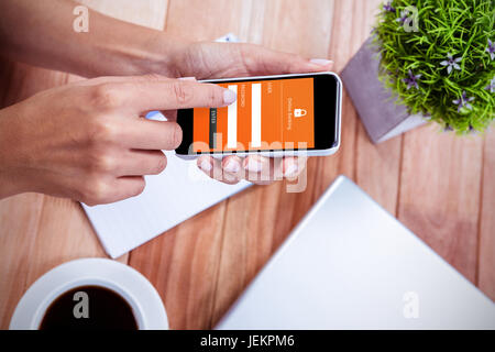 Image composite des services bancaires en ligne Banque D'Images