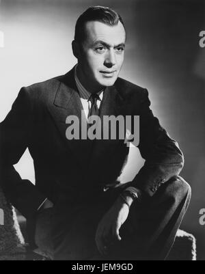 Charles Boyer, Portrait publicitaire pour le film, "Cluny Brown', 20th Century Fox, 1946 Banque D'Images