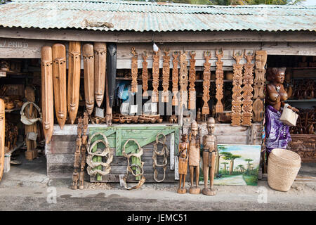 Sakalava locales art shop, Morondava, Madagascar Banque D'Images