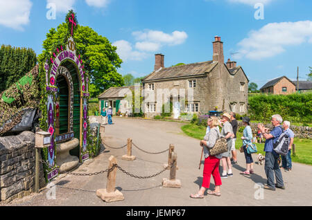 Bien Tissington Derbyshire Tissington Tissington pansements Derbyshire Peak District Derbyshire, Angleterre GO UK EU Europe Banque D'Images