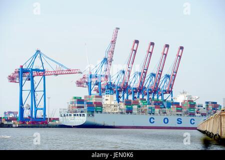 Port de Hambourg, en Allemagne, ville de Hambourg, 22. Juin 2017. Photo : Frank May | conditions dans le monde entier Banque D'Images