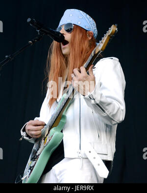 Rivers cuomo de weezer effectue sur scène lors d'Arroyo seco week-end juin 25,2017 brookside golf course pasadena,California. Banque D'Images