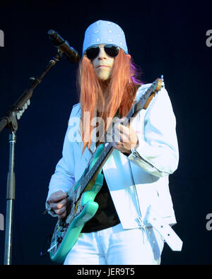 Rivers cuomo de weezer effectue sur scène lors d'Arroyo seco week-end juin 25,2017 brookside golf course pasadena,California. Banque D'Images