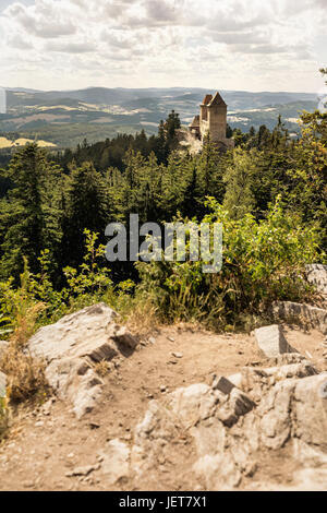 Le château Kasperk, Parc National Sumava. Kasperk château près de petite ville de Kasperske Hory, forêt de Bohême du Sud, Sumava , République Tchèque Banque D'Images