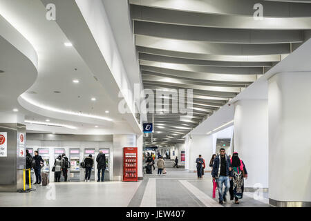 La gare New Street de billets. La gare New Street de Birmingham, Birmingham, Royaume-Uni. Architecte : AZPML Haskoll et Atkins, 2015. Banque D'Images