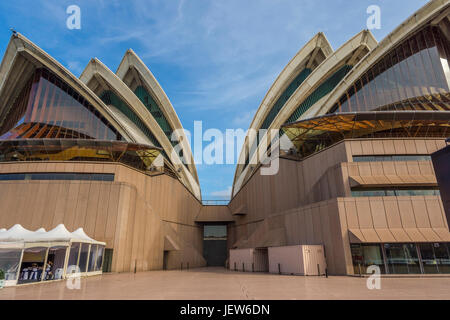 SYDNEY, AUSTRALIE - AVRIL 19 : Détail de l'Opéra de Sydney conçu par l'architecte danois Jørn Utzon est le célèbre monument de Sydney et l'un des plus reconnu Banque D'Images