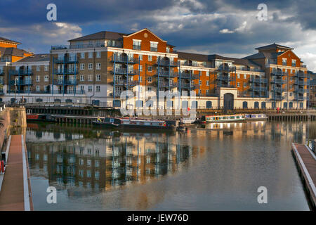 Londres, ANGLETERRE - 12 juillet 2017 bâtiment moderne à Limehouse. Dans le quartier est de Londres, en Angleterre, dans le district londonien de Tower Hamlets Banque D'Images