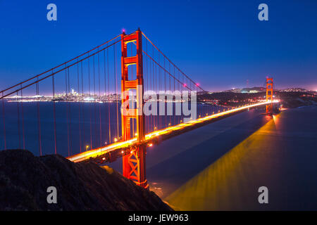 Golden Gate Bridge at Night de Marin Headlands Banque D'Images