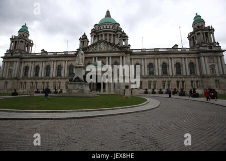 Belfast, Irlande, 28 juin 2017,ciel gris au-dessus de ville de Belfast.©Keith Larby/Alamy Live News Banque D'Images