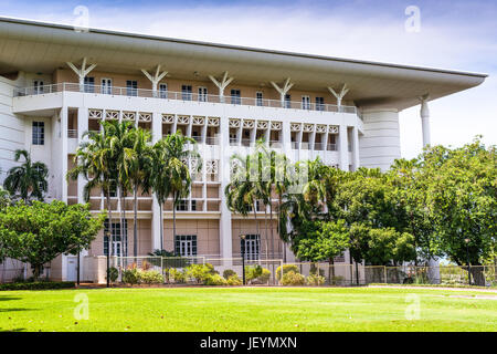 La Maison du Parlement du Territoire du Nord, connu localement comme le gâteau de mariage. Darwin, Territoire du Nord, Australie. Banque D'Images