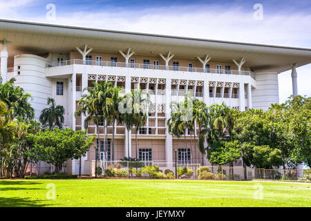 La Maison du Parlement du Territoire du Nord, connu localement comme le gâteau de mariage. Darwin, Territoire du Nord, Australie. Banque D'Images