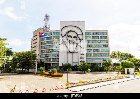 Fidel Castro Cuba sculpture sur la place de la Révolution La Havane Cuba, Plaza de la Revolución, Fidel Castro la place de la révolution, le bâtiment du Ministère de l'intérieur Banque D'Images